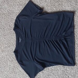 Athleta cropped tee